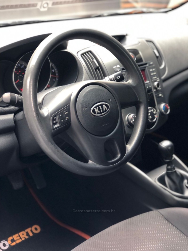CERATO 1.6 EX SEDAN 16V GASOLINA 4P MANUAL - 2011 - NOVO HAMBURGO
