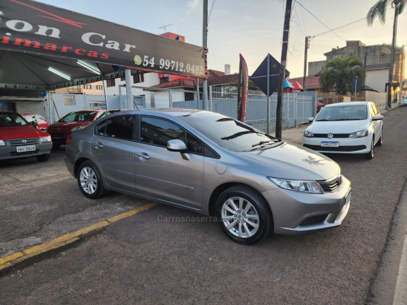 CIVIC 1.8 LXS 16V FLEX 4P AUTOMÁTICO - 2014 - VACARIA