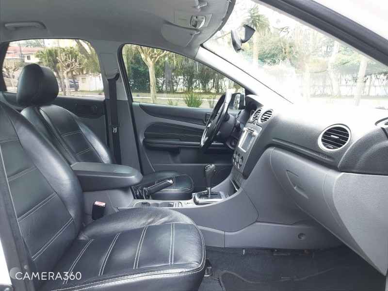 FOCUS 2.0 GLX 16V FLEX 4P AUTOMÁTICO - 2012 - FARROUPILHA