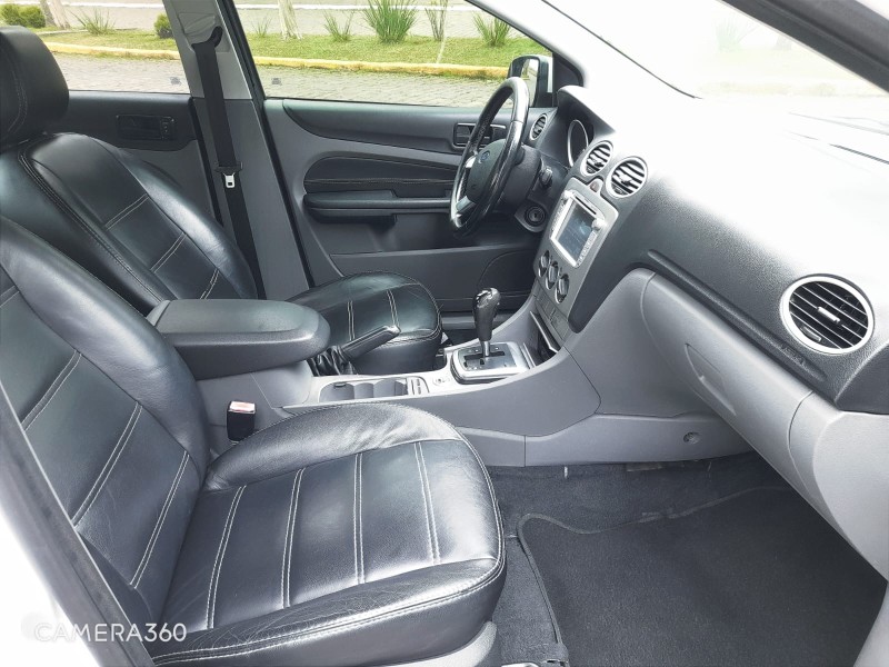 FOCUS 2.0 GLX 16V FLEX 4P AUTOMÁTICO - 2012 - FARROUPILHA