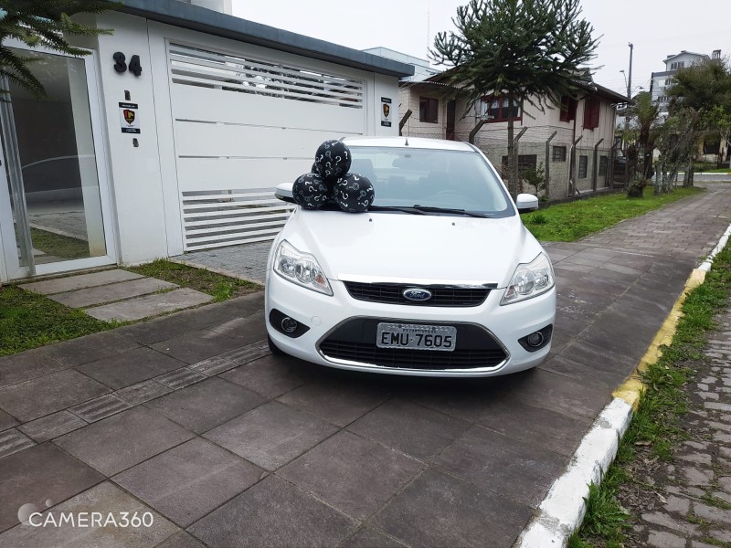 FOCUS 2.0 GLX 16V FLEX 4P AUTOMÁTICO - 2012 - FARROUPILHA