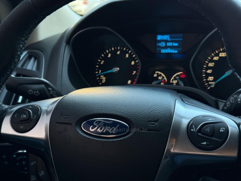 FOCUS 2.0 SE 16V FLEX 4P AUTOMÁTICO - 2015 - LAGOA VERMELHA