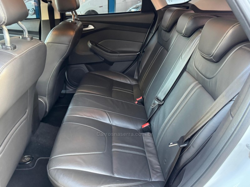 FOCUS 2.0 SE 16V FLEX 4P AUTOMÁTICO - 2015 - LAGOA VERMELHA