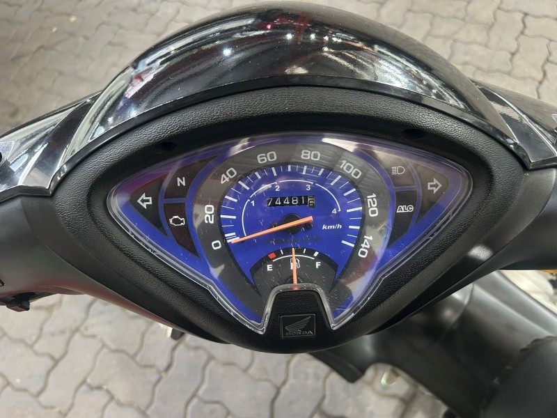 BIZ 125 ES - 2011 - TRêS COROAS