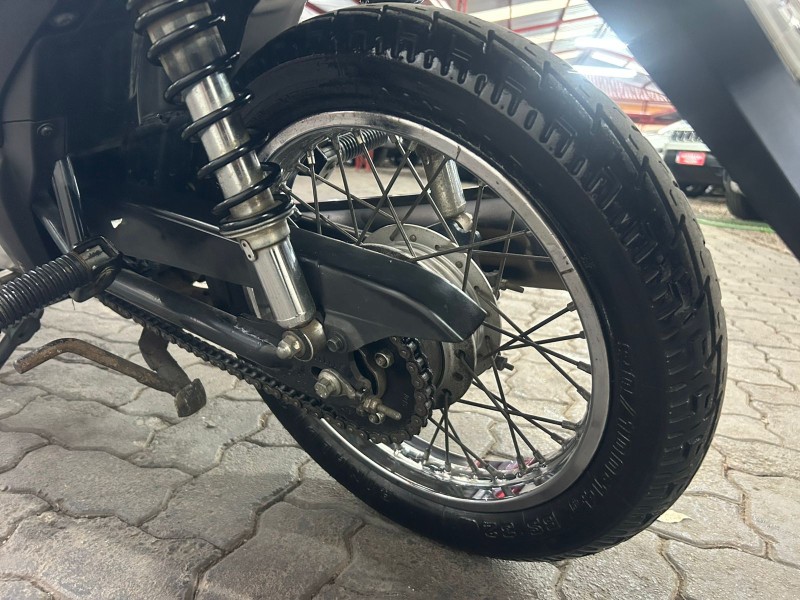 BIZ 125 ES - 2011 - TRêS COROAS
