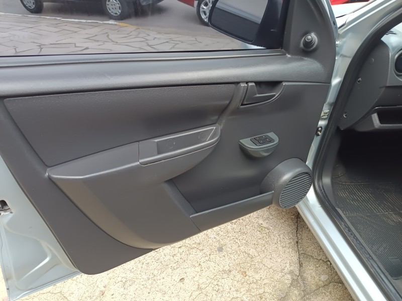 CELTA 1.0 MPFI VHC SPIRIT 8V FLEX 4P MANUAL - 2009 - FLORES DA CUNHA