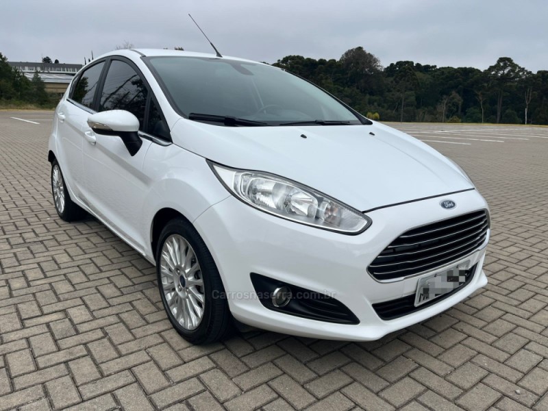 FIESTA 1.6 TITANIUM HATCH 16V FLEX 4P AUTOMÁTICO - 2015 - CAXIAS DO SUL