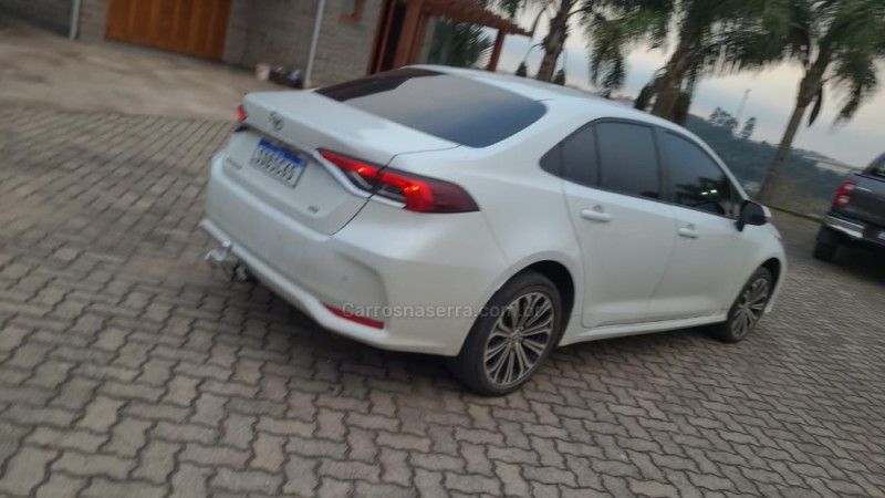 COROLLA 2.0 XEI 16V FLEX 4P AUTOMÁTICO - 2022 - GARIBALDI