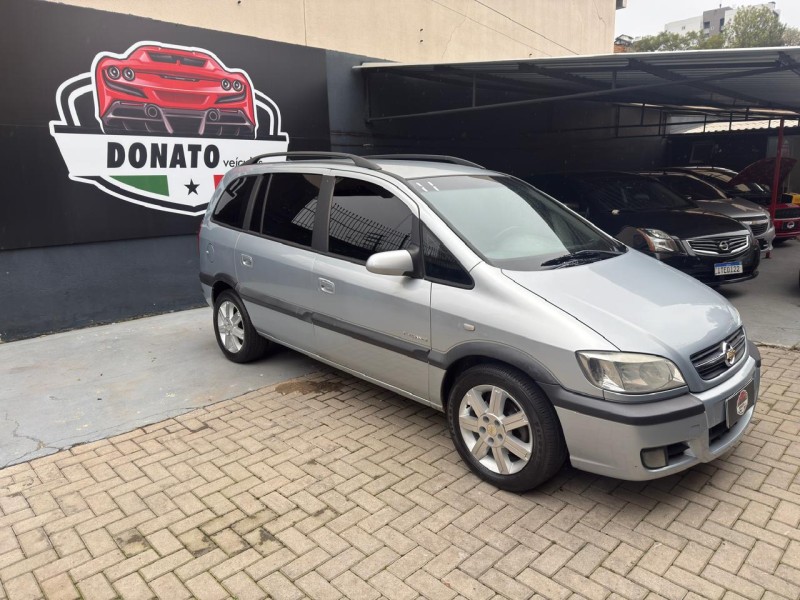 zafira 2.0 mpfi elegance 8v flex 4p automatico 2011 caxias do sul
