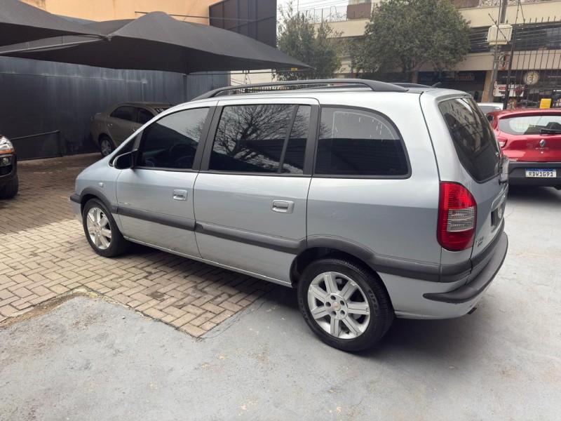 ZAFIRA 2.0 MPFI ELEGANCE 8V FLEX 4P AUTOMÁTICO - 2011 - CAXIAS DO SUL
