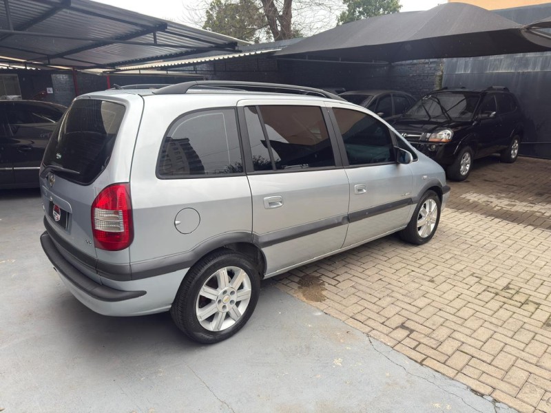 ZAFIRA 2.0 MPFI ELEGANCE 8V FLEX 4P AUTOMÁTICO - 2011 - CAXIAS DO SUL