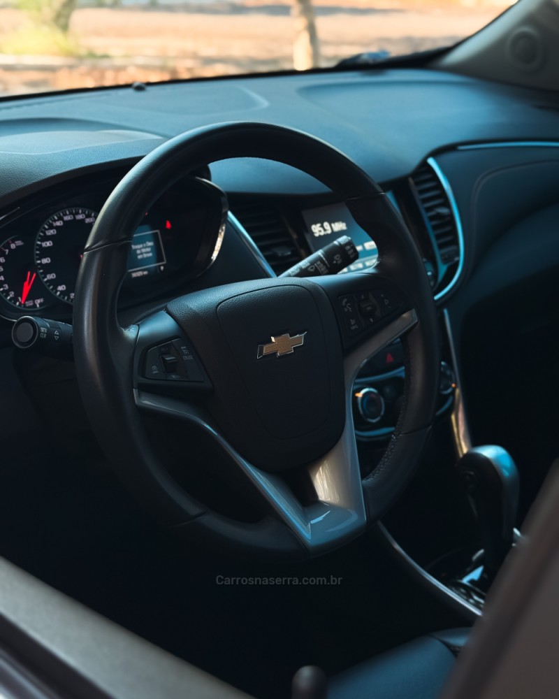 TRACKER 1.4 16V TURBO FLEX PREMIER AUTOMÁTICO - 2018 - NOVO HAMBURGO