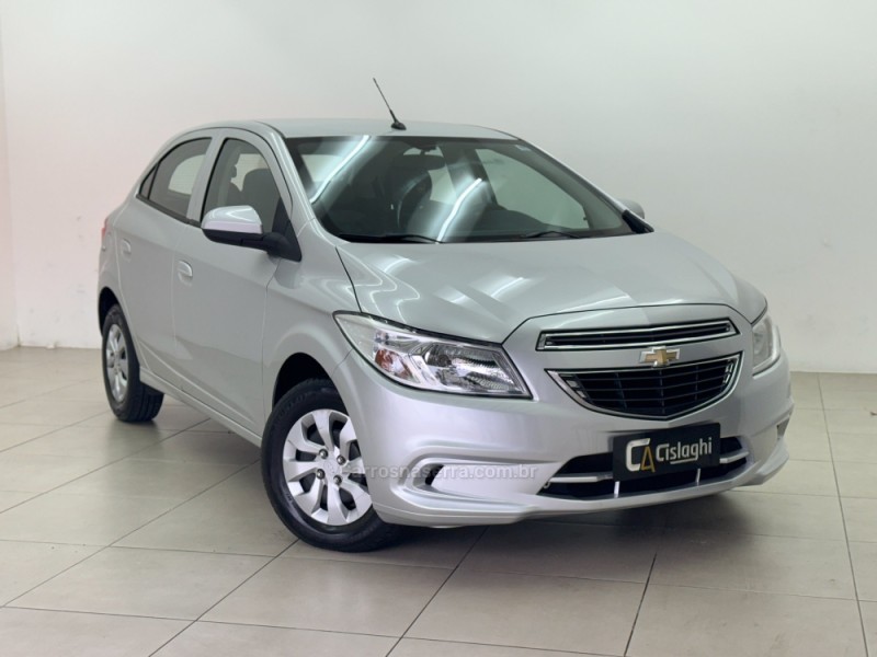 ONIX 1.0 LT 12V FLEX 4P MANUAL - 2015 - CARLOS BARBOSA