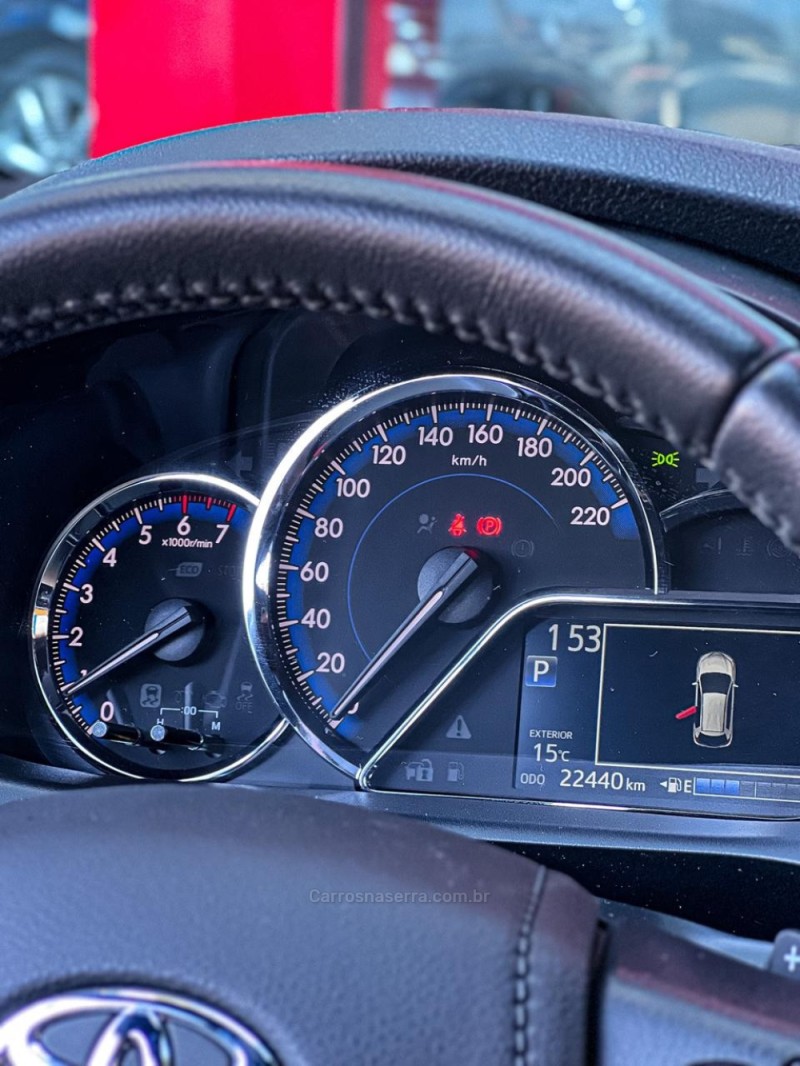 YARIS 1.5 XS 16V FLEX 4P AUTOMÁTICO - 2025 - CANELA