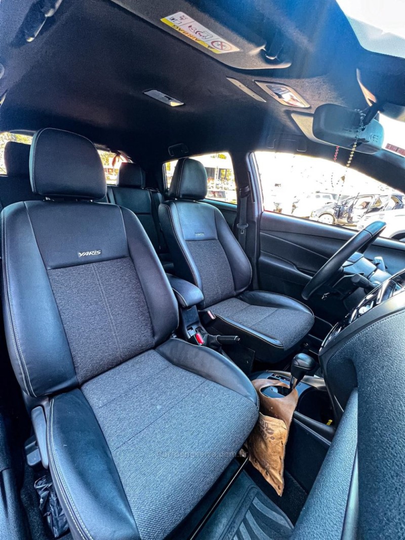 YARIS 1.5 XS 16V FLEX 4P AUTOMÁTICO - 2025 - CANELA