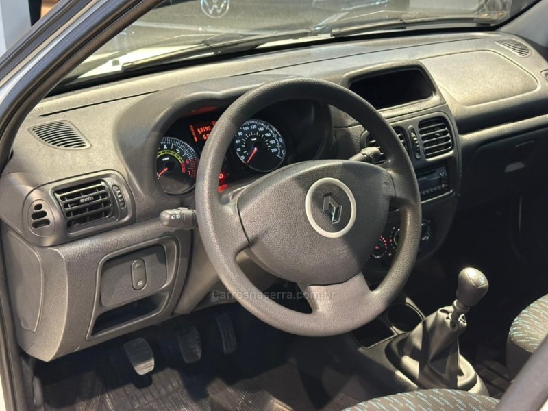 CLIO 1.0 EXPRESSION 16V FLEX 4P MANUAL - 2016 - CAXIAS DO SUL