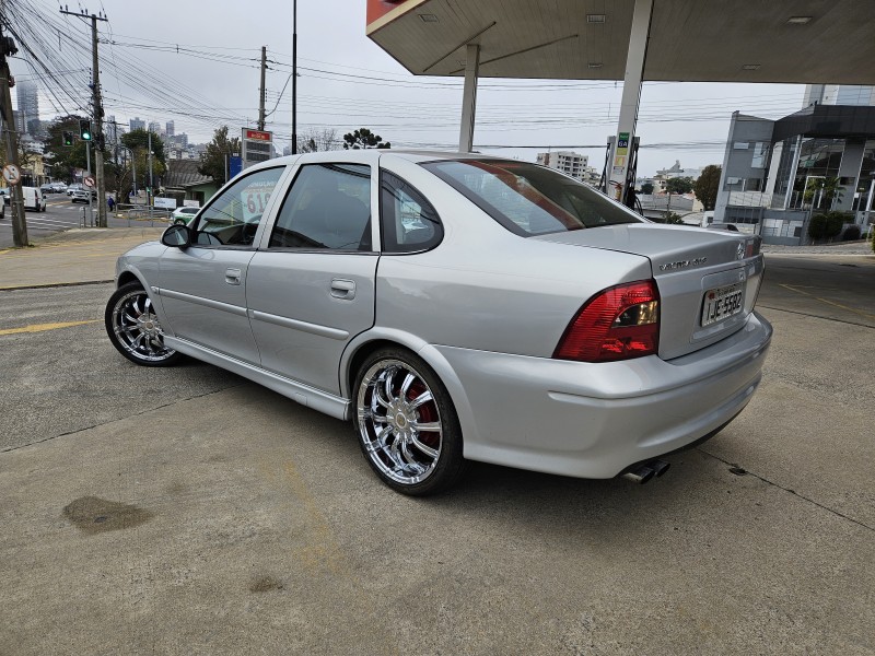 VECTRA 2.0 MPFI GLS 8V GASOLINA 4P MANUAL - 2000 - CAXIAS DO SUL