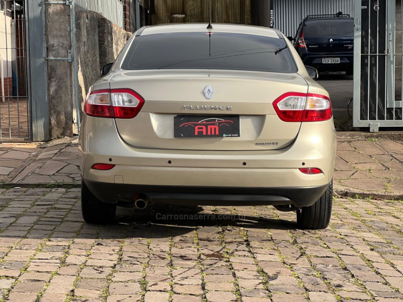 FLUENCE 2.0 DYNAMIQUE 16V FLEX 4P AUTOMÁTICO - 2014 - CAXIAS DO SUL