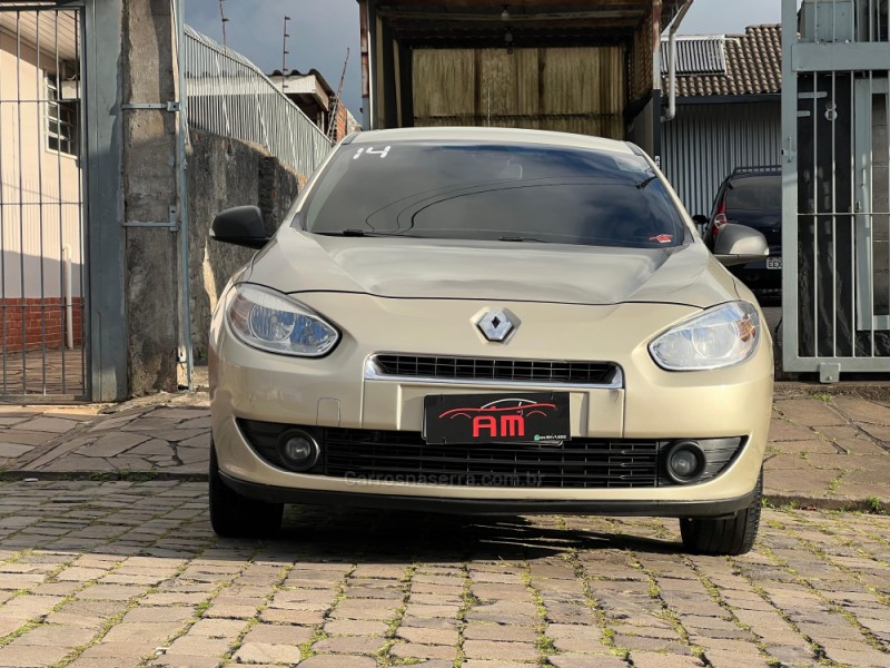 FLUENCE 2.0 DYNAMIQUE 16V FLEX 4P AUTOMÁTICO - 2014 - CAXIAS DO SUL