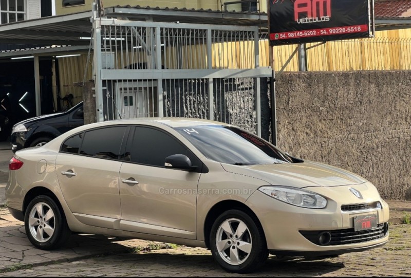 fluence 2.0 dynamique 16v flex 4p automatico 2014 caxias do sul