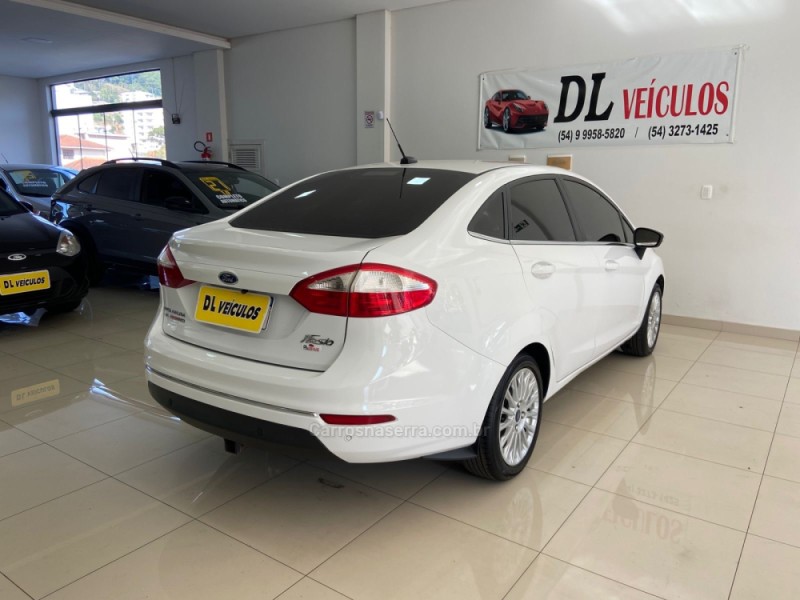 FIESTA 1.6 TITANIUM SEDAN 16V FLEX 4P AUTO - 2014 - NOVA BASSANO