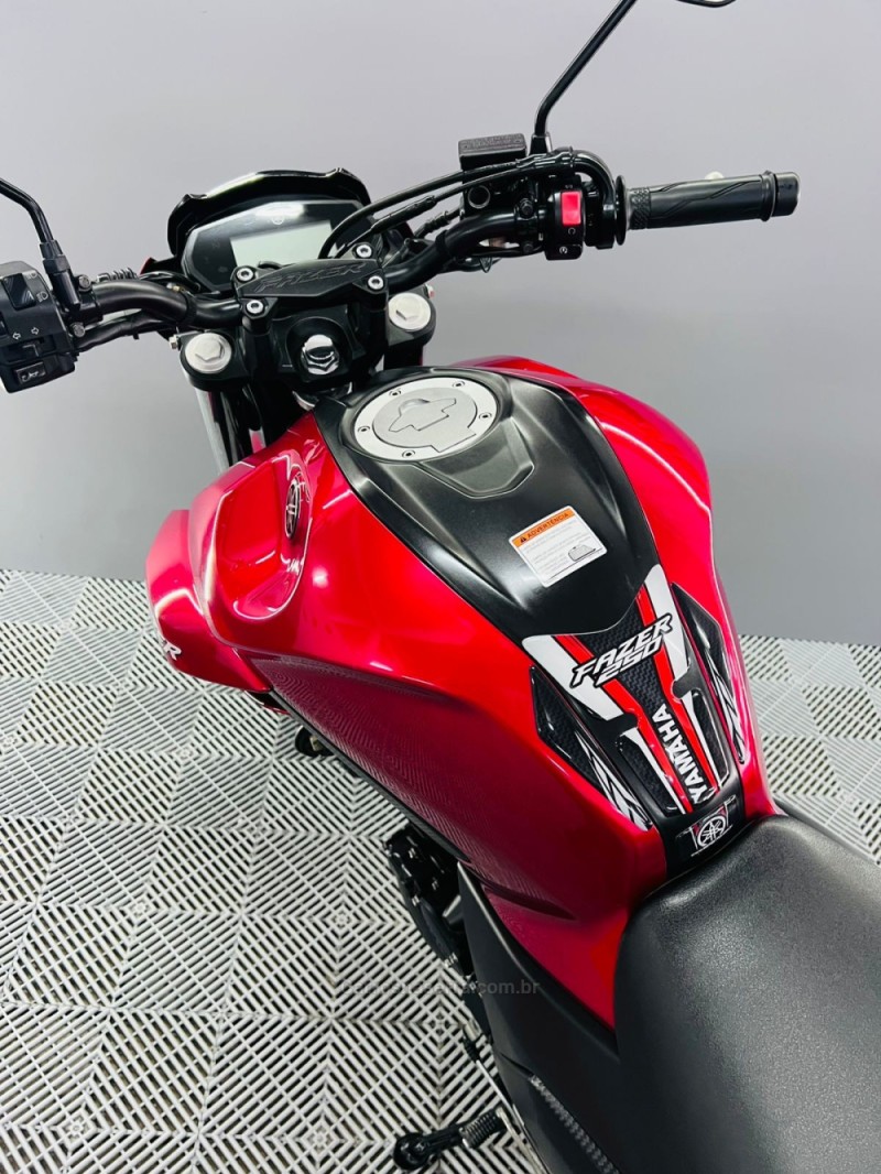 FAZER FZ25 - 2023 - CAMPO BOM