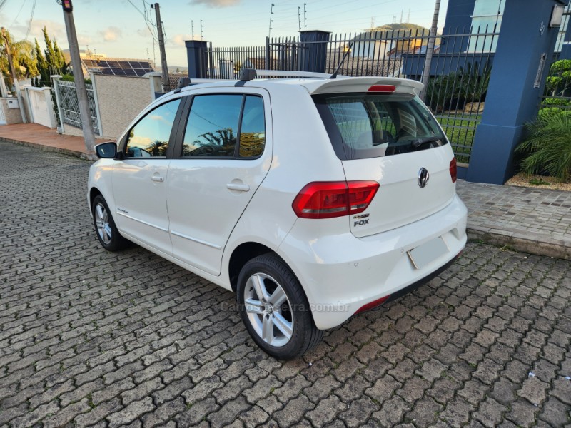 FOX 1.0 MPI COMFORTLINE 12V FLEX 4P MANUAL - 2016 - MONTENEGRO