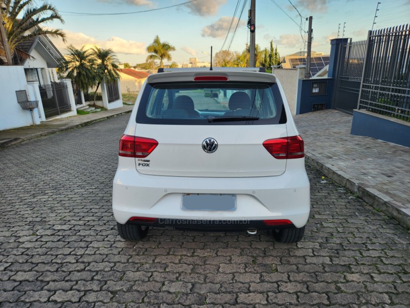 FOX 1.0 MPI COMFORTLINE 12V FLEX 4P MANUAL - 2016 - MONTENEGRO