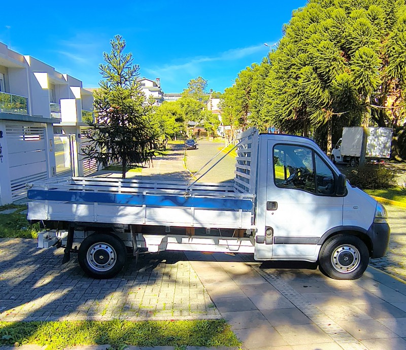 MASTER 2.5 DCI CHASSI CABINE L2H1 16V DIESEL 2P MANUAL - 2013 - FARROUPILHA