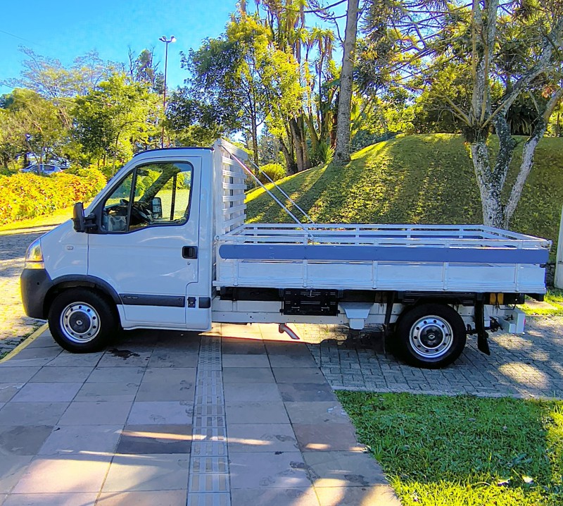 MASTER 2.5 DCI CHASSI CABINE L2H1 16V DIESEL 2P MANUAL - 2013 - FARROUPILHA