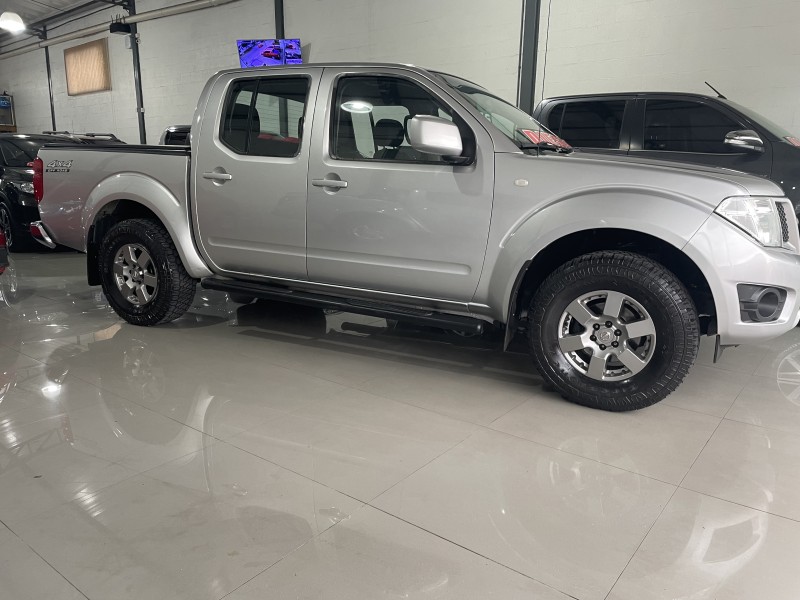 FRONTIER 2.5 S 4X4 CD TURBO ELETRONIC DIESEL 4P MANUAL - 2016 - CAXIAS DO SUL