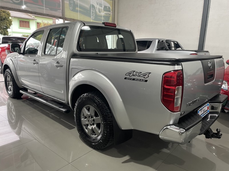 FRONTIER 2.5 S 4X4 CD TURBO ELETRONIC DIESEL 4P MANUAL - 2016 - CAXIAS DO SUL
