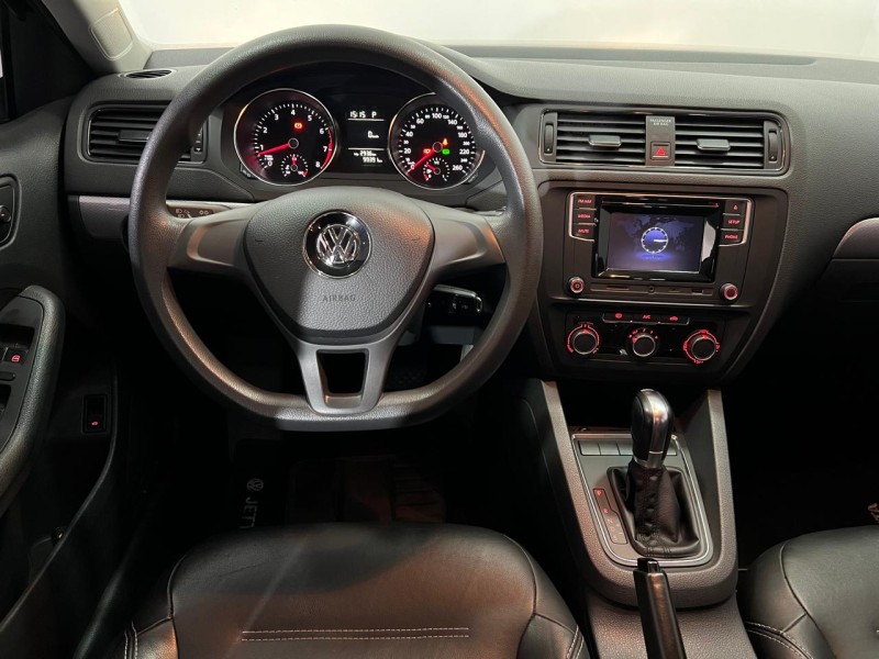 JETTA 1.4 16V TSI TRENDLINE GASOLINA 4P TIPTRONIC - 2017 - FARROUPILHA