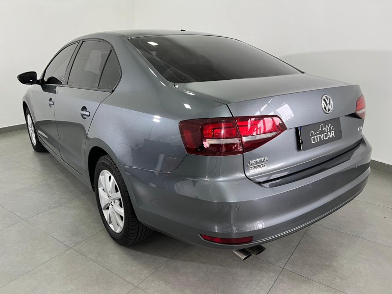 JETTA 1.4 16V TSI TRENDLINE GASOLINA 4P TIPTRONIC - 2017 - FARROUPILHA