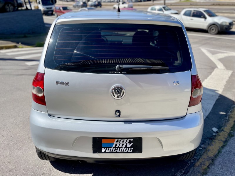 FOX 1.6 MI 8V FLEX 4P MANUAL - 2008 - CAXIAS DO SUL
