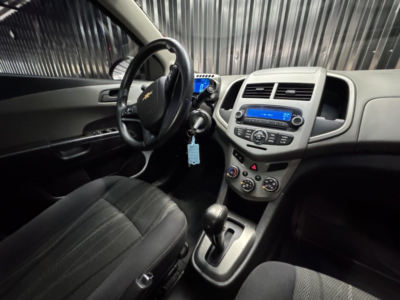 SONIC 1.6 LT SEDAN 16V FLEX 4P AUTOMÁTICO - 2013 - CAXIAS DO SUL