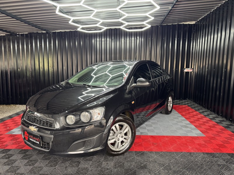 sonic 1.6 lt sedan 16v flex 4p automatico 2013 caxias do sul