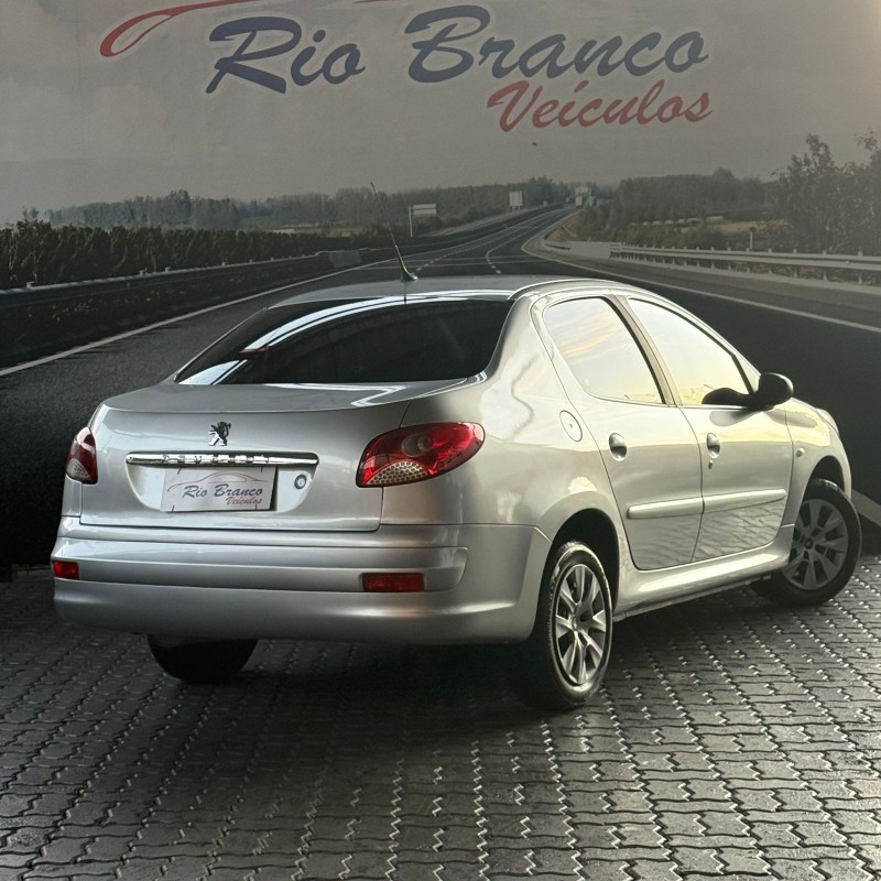 207 1.4 SEDAN XR PASSION 8V FLEX 4P MANUAL - 2013 - CAXIAS DO SUL