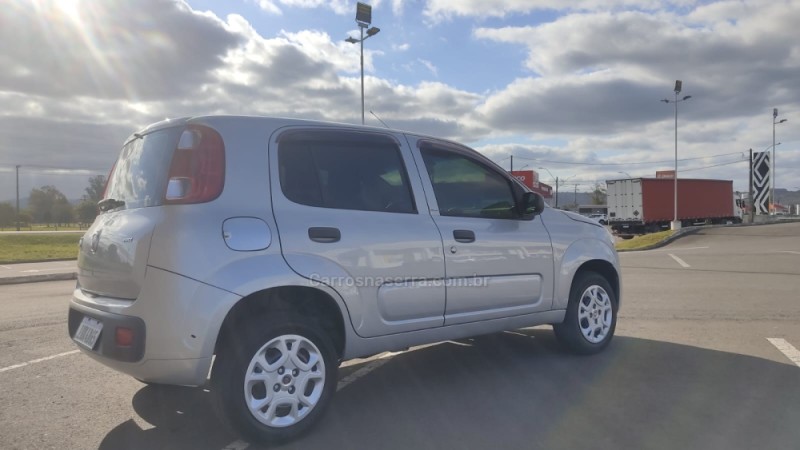 UNO 1.0 EVO VIVACE 8V FLEX 4P MANUAL - 2014 - SANTA CRUZ DO SUL