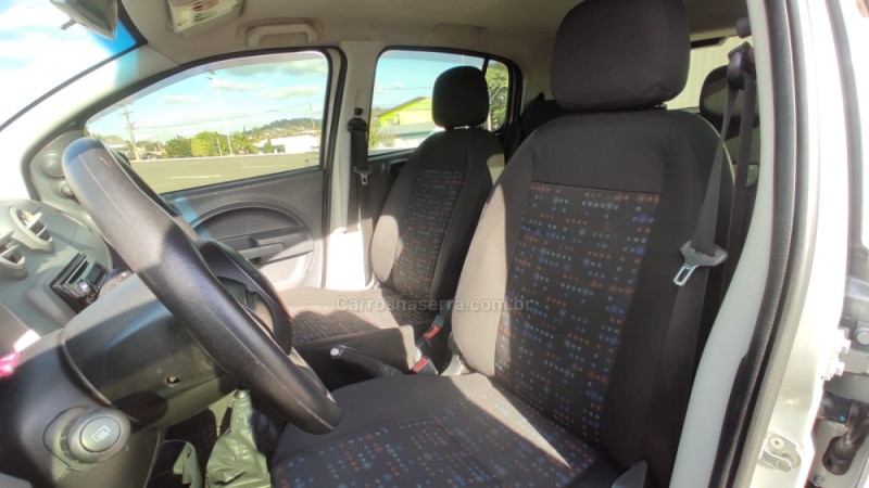 UNO 1.0 EVO VIVACE 8V FLEX 4P MANUAL - 2014 - SANTA CRUZ DO SUL