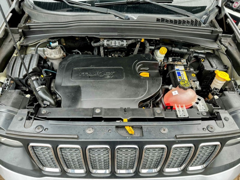 RENEGADE 2.0 16V TURBO DIESEL LONGITUDE 4P 4X4 AUTOMÁTICO - 2019 - TRêS COROAS