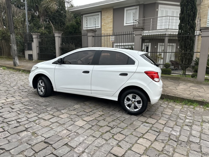 ONIX 1.0 MPFI LS 8V FLEX 4P MANUAL - 2015 - CAXIAS DO SUL