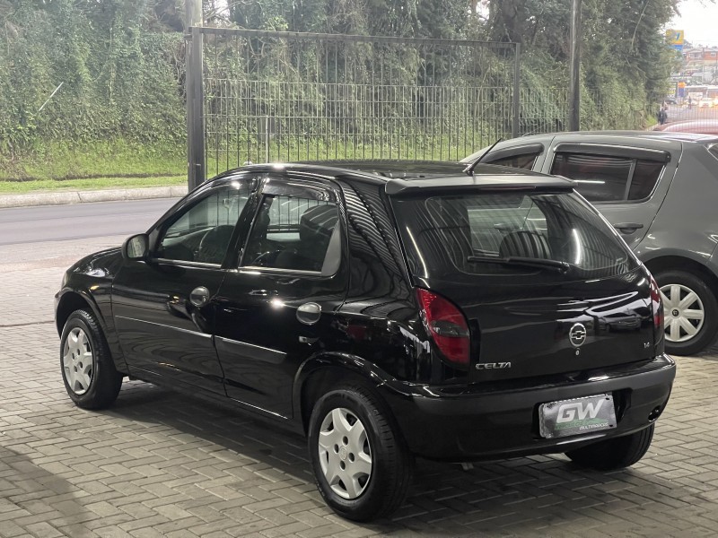 CELTA 1.4 MPFI 8V GASOLINA 4P MANUAL - 2005 - CAXIAS DO SUL
