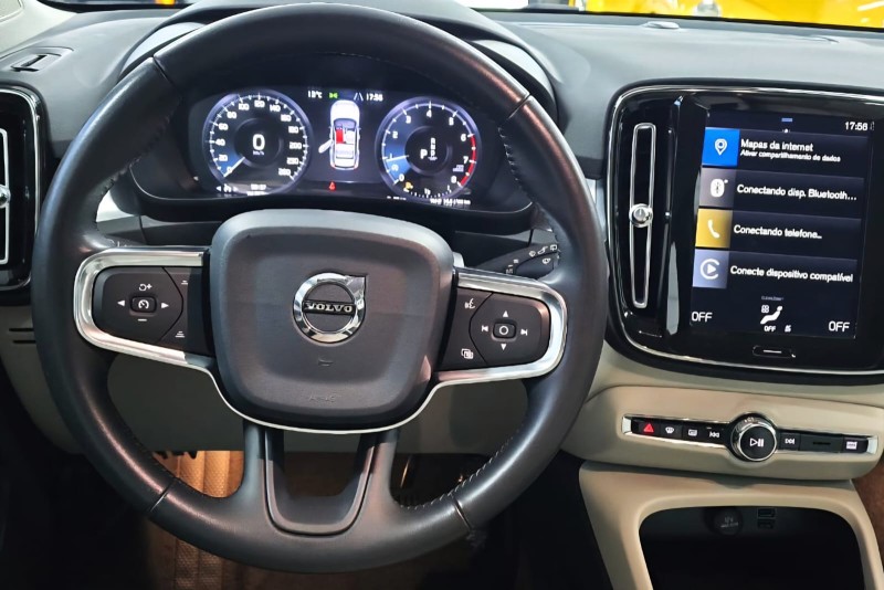 XC 40 2.0 T5 GASOLINA MOMENTUM AWD GEARTRONIC - 2020 - CAXIAS DO SUL