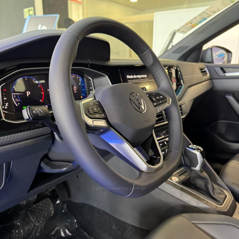 NIVUS 1.0 TSI HIGHLINE FLEX 4P AUTOMÁTICO - 2025 - CANOAS
