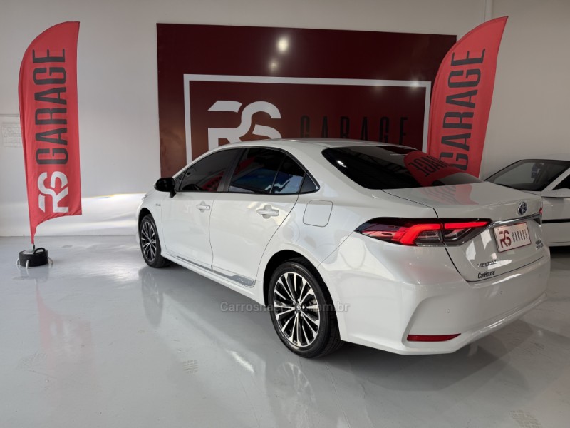 COROLLA 1.8 ALTIS 16V HÍBRIDO 4P AUTOMÁTICO - 2024 - NOVO HAMBURGO