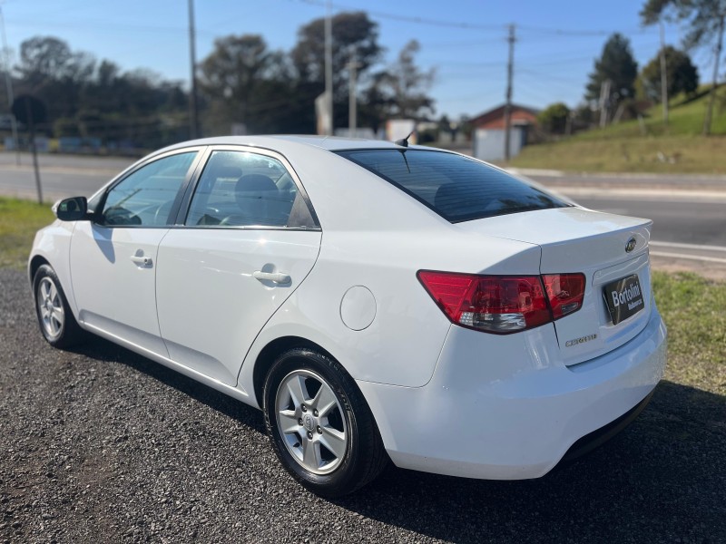 CERATO 1.6 EX2 SEDAN 16V GASOLINA 4P MANUAL - 2010 - FARROUPILHA