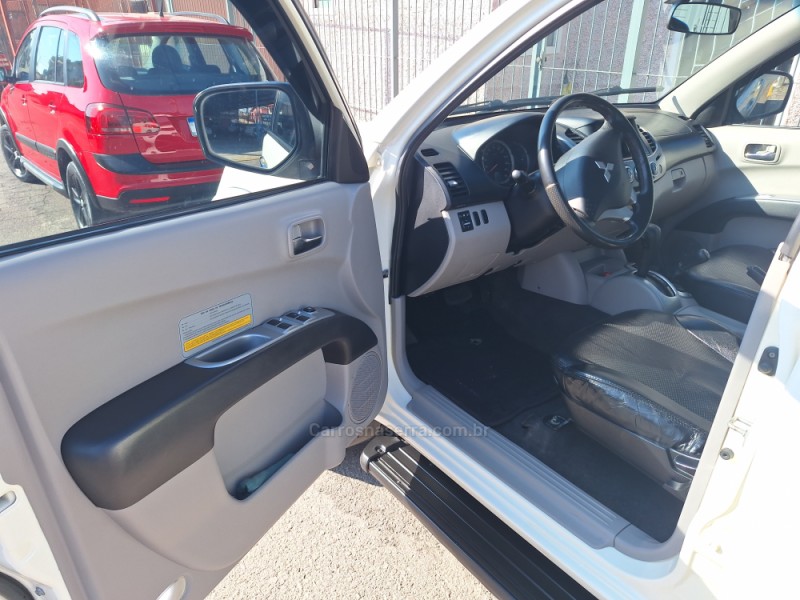 L200 TRITON 3.2 HPE 4X4 CD 16V TURBO INTERCOOLER DIESEL 4P AUTOMÁTICO - 2010 - CAXIAS DO SUL