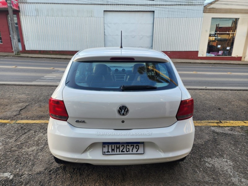 GOL 1.0 MI TRENDLINE 8V FLEX 4P MANUAL - 2015 - VACARIA