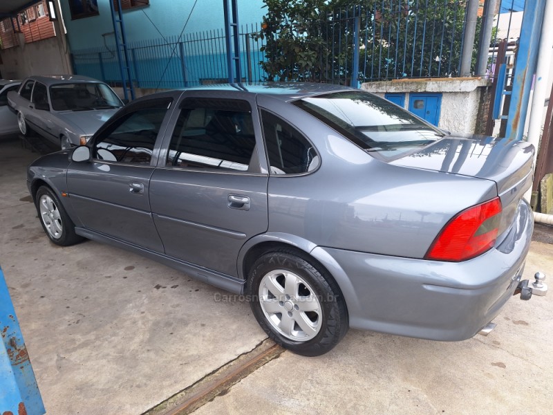 VECTRA 2.2 MPFI GLS 8V GASOLINA 4P MANUAL - 2000 - CAXIAS DO SUL